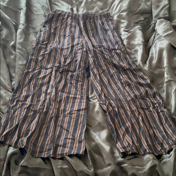 Flowy pants - Picture 1 of 1